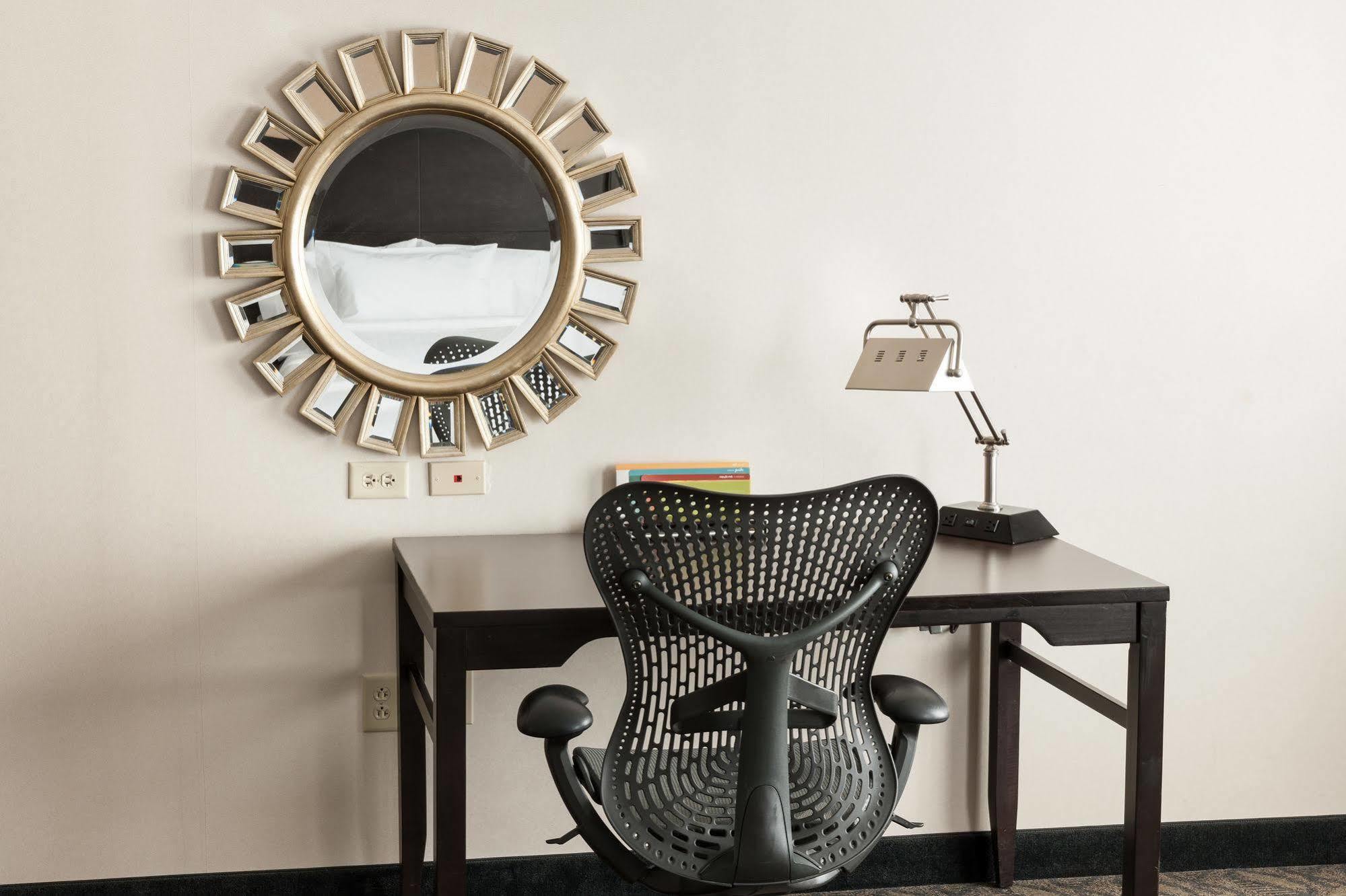 Hilton Garden Inn Silver Spring White Oak Extérieur photo